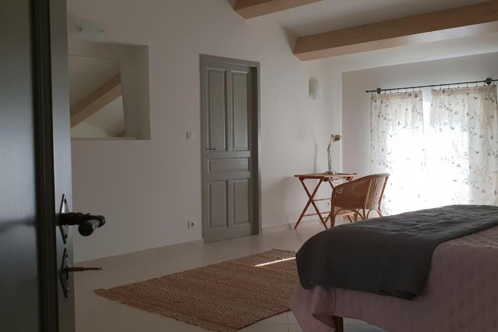 Maison De Charme - L'Intimiste Caderousse Esterno foto